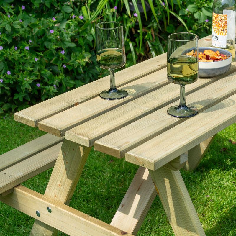 Rowlinson 4' Traditional Picnic Table | Sheds.co.uk