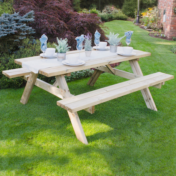 Hartwood Large Rectangular Picnic Table | Sheds.co.uk
