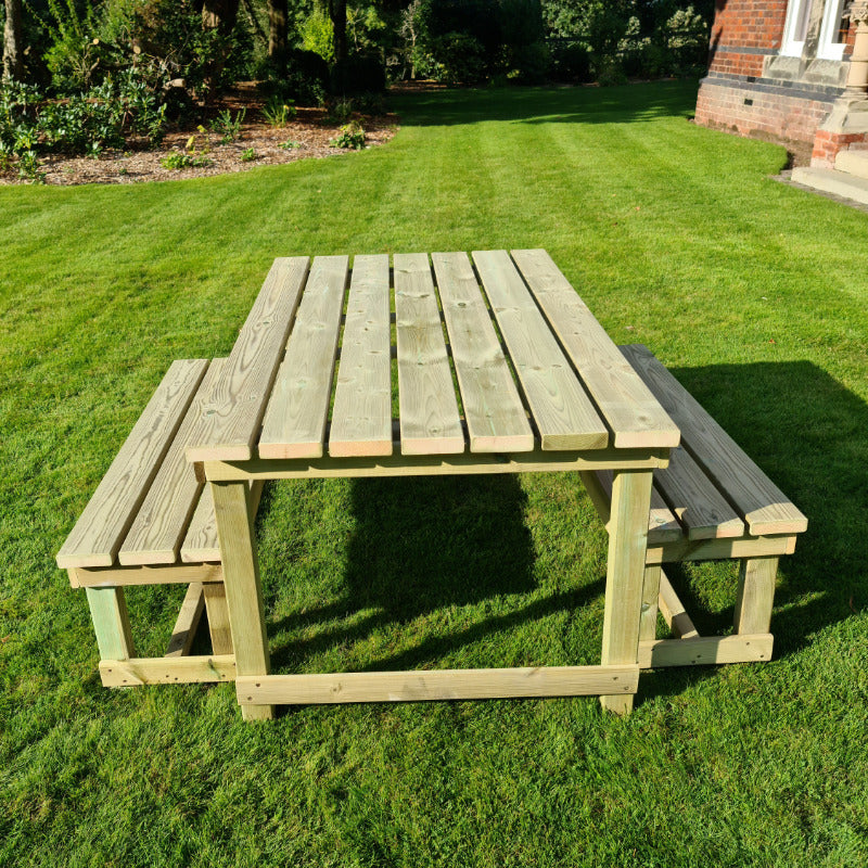 Moorvalley 4 Seater Beer Garden Dining Set | Sheds.co.uk