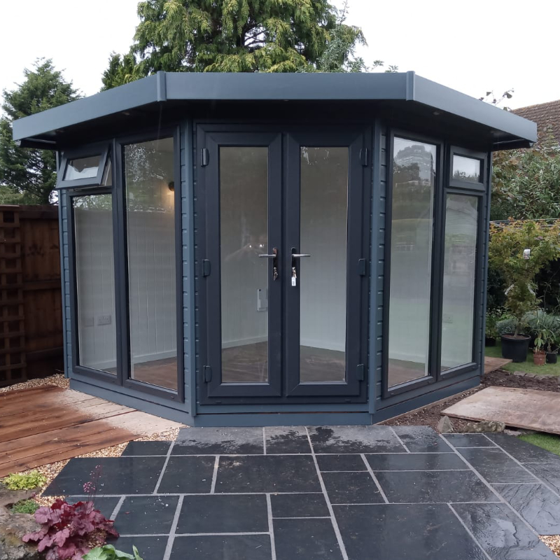 Bards 10’ x 10’ Oswald Bespoke Insulated Garden Room - Painted