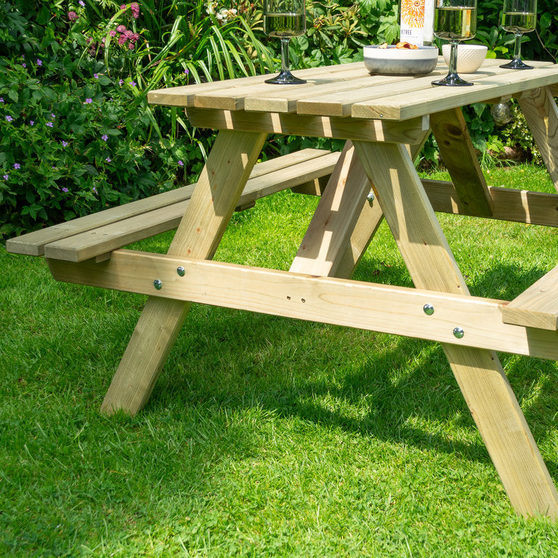Rowlinson 4' Traditional Picnic Table | Sheds.co.uk