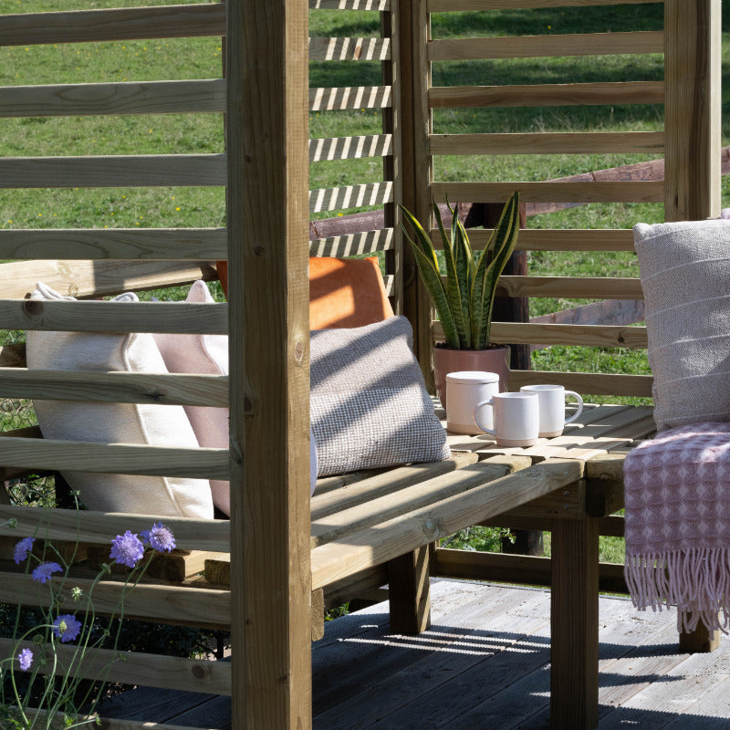 Hartwood Chester Corner Arbour Seat | Sheds.co.uk