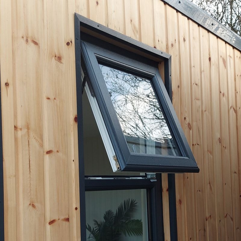 Hartwood 2.5m Premium Insulated Home Office | Sheds.co.uk