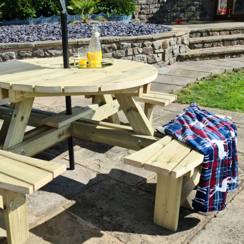 Moorvalley 8 Seater Round Picnic Table | Sheds.co.uk