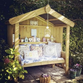 Moorvalley 3 Seater Classic Arbour